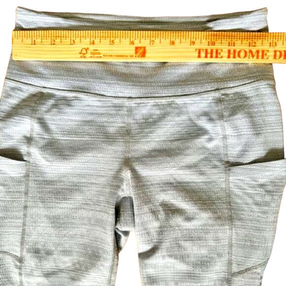 Athleta sz S High Rise Jacquard Mesh Chat to Town Capri Leggings - Picture 3 of 7